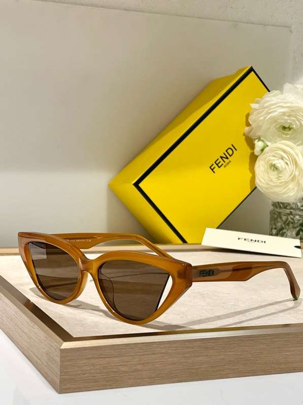Picture of Fendi Sunglasses _SKUfw56579862fw